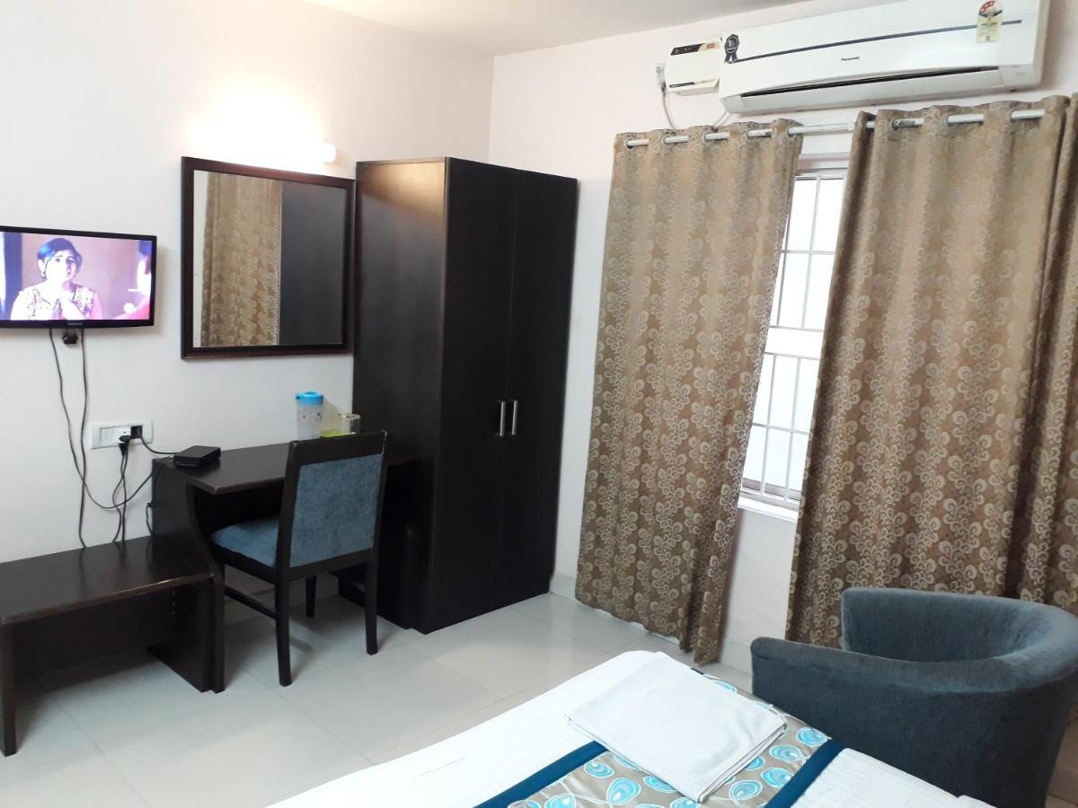 Seaqueen Residency Hotell Chennai Exteriör bild
